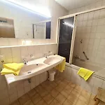 Almstube Apartment *