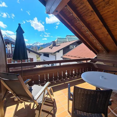 Almstube Lägenhet *